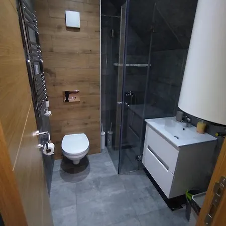 Natalija 兹拉蒂博尔